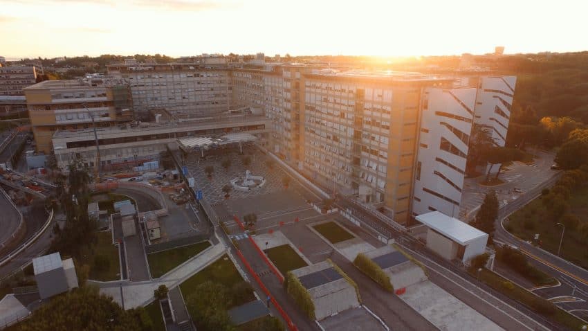 Netgroup dona al Policlinico “Gemelli” un ecografo polmonare di nuova generazione