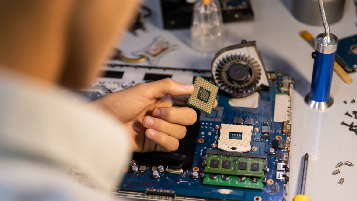 Tecnico PDL | Assistenza e Manutenzione Informatica